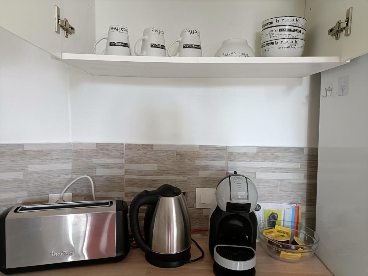 Un Bel Appartement Rez Jardin Parking Gratuit Vence Εξωτερικό φωτογραφία