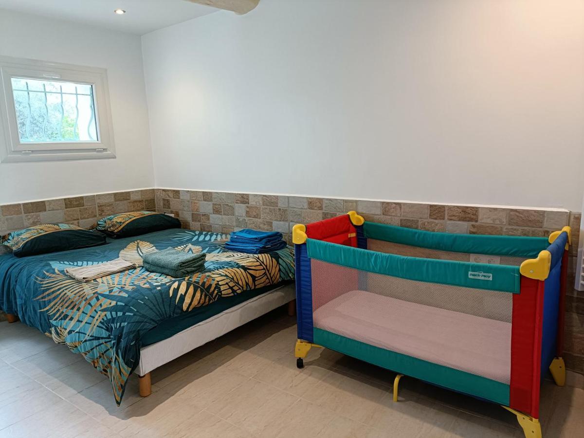 Un Bel Appartement Rez Jardin Parking Gratuit Vence Εξωτερικό φωτογραφία